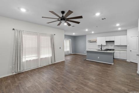 2965 Wolfcreek New Braunfels TX 78130