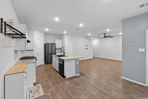 2965 Wolfcreek New Braunfels TX 78130