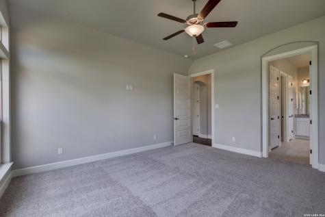 142 Secretariat Avenue Castroville TX 78009