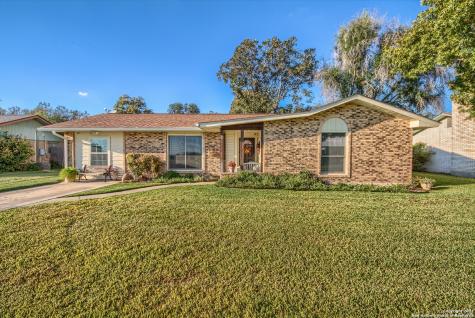 1708 24th Street Hondo TX 78861