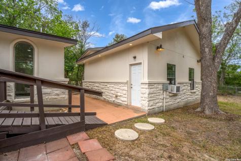 1153 Garraty Road Terrell Hills TX 78209