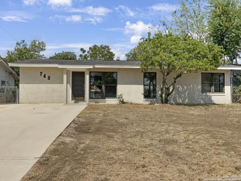 743 Utopia Lane San Antonio TX 78223
