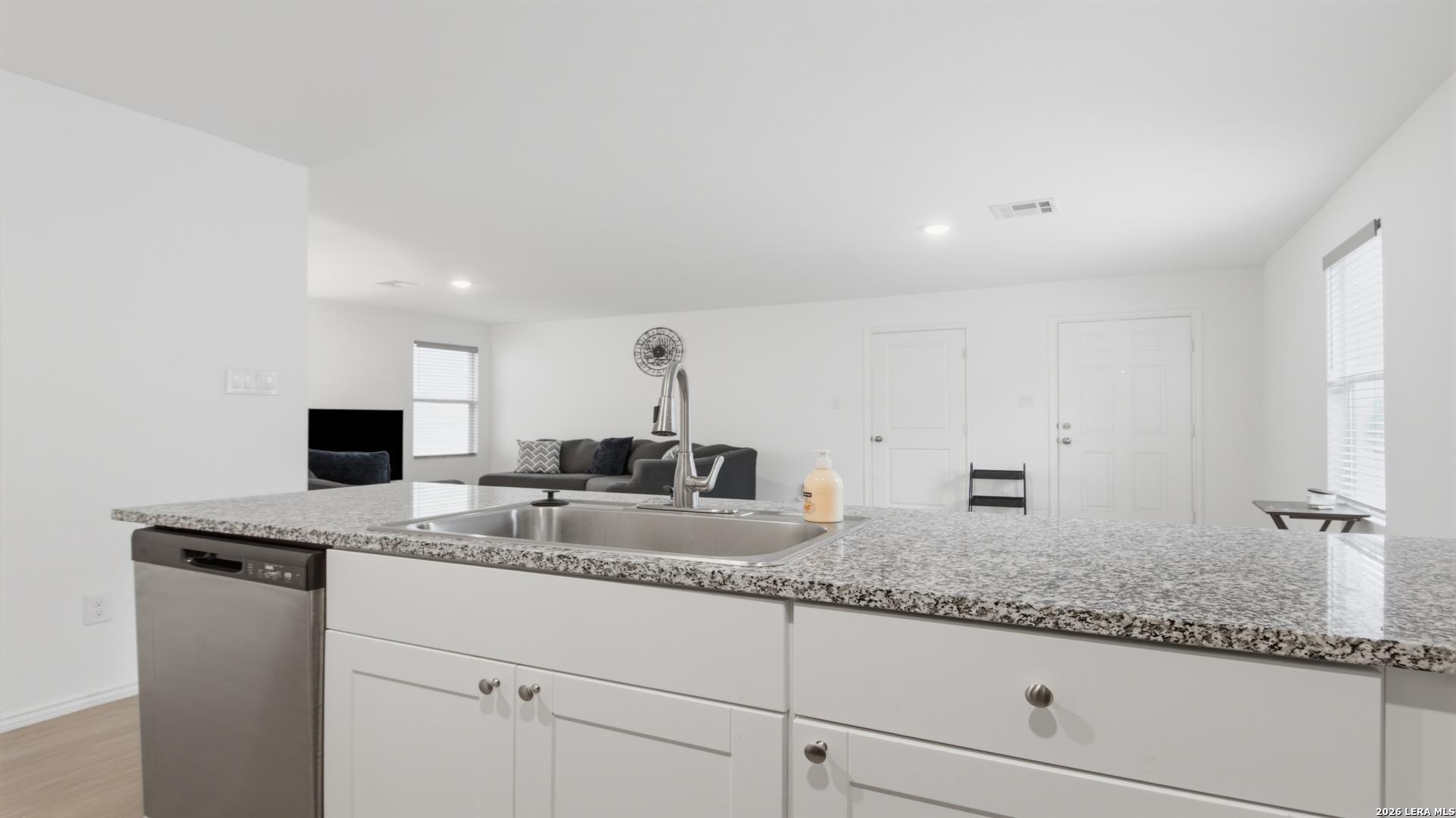 4117 Water Fall Cove San Antonio TX 78223