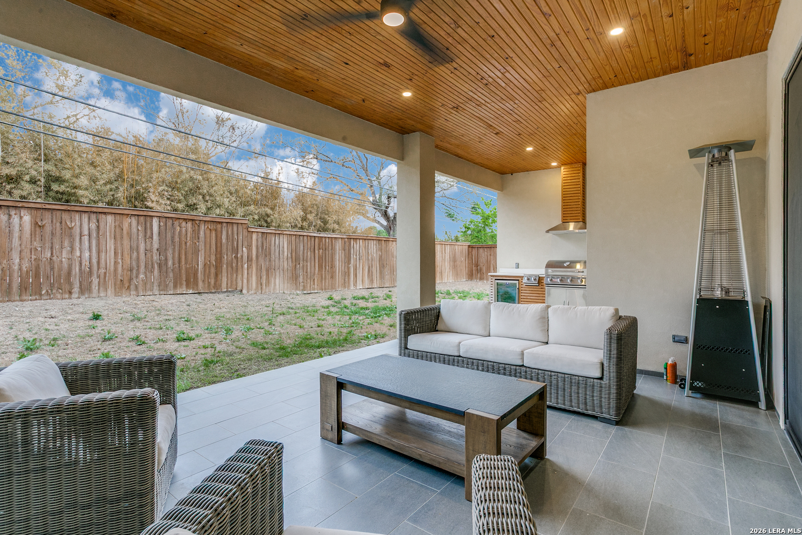 1101 Garraty Terrell Hills TX 78209