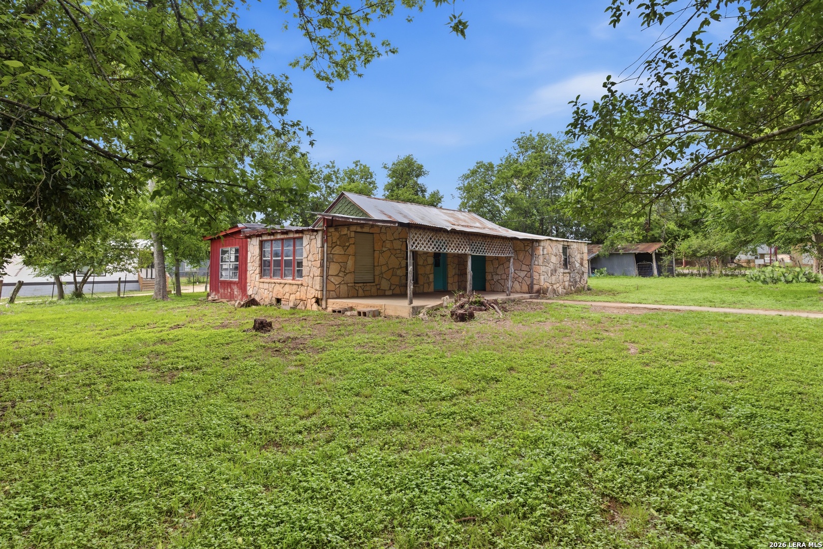 247 Live Oak Street Medina TX 78055