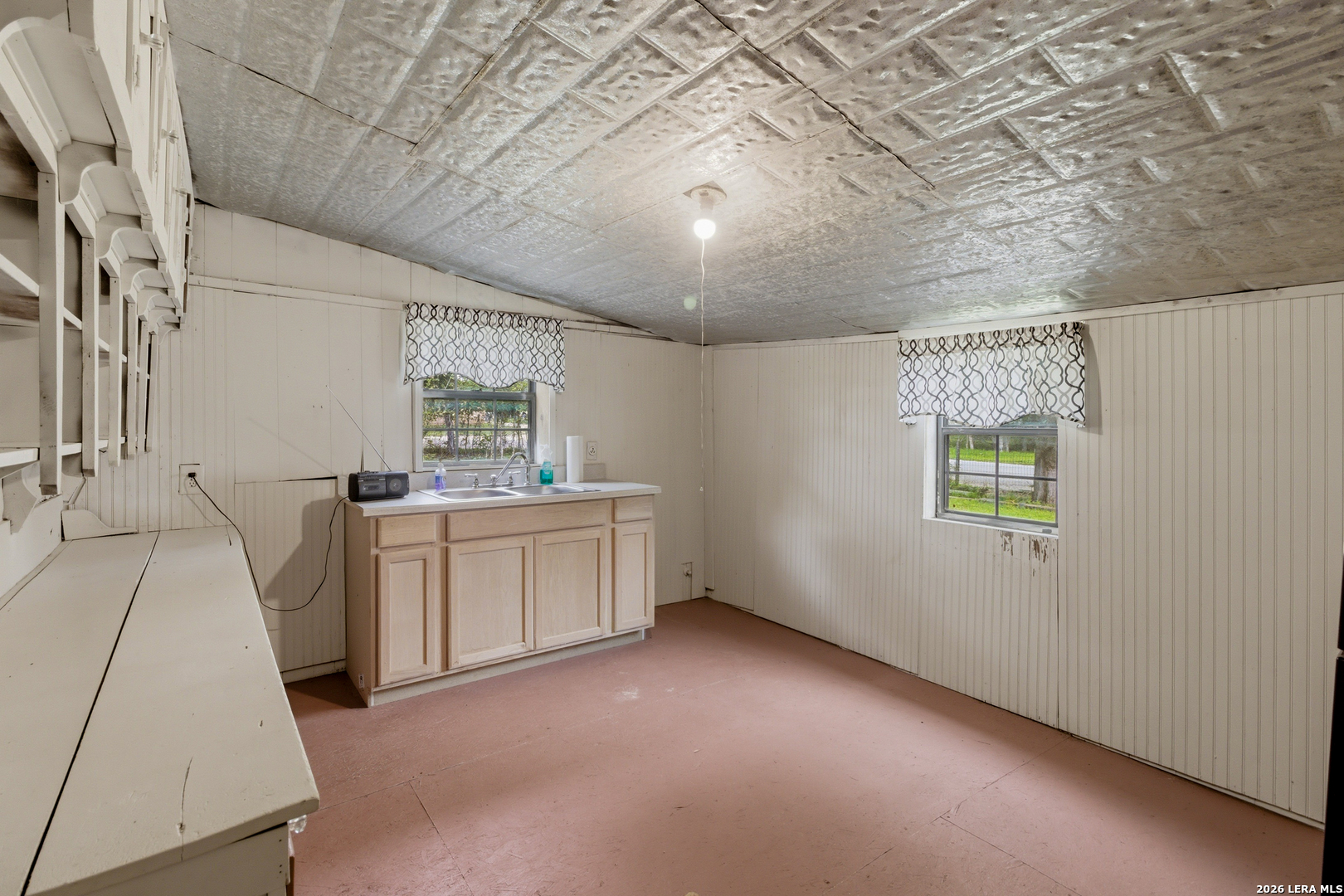 247 Live Oak Street Medina TX 78055