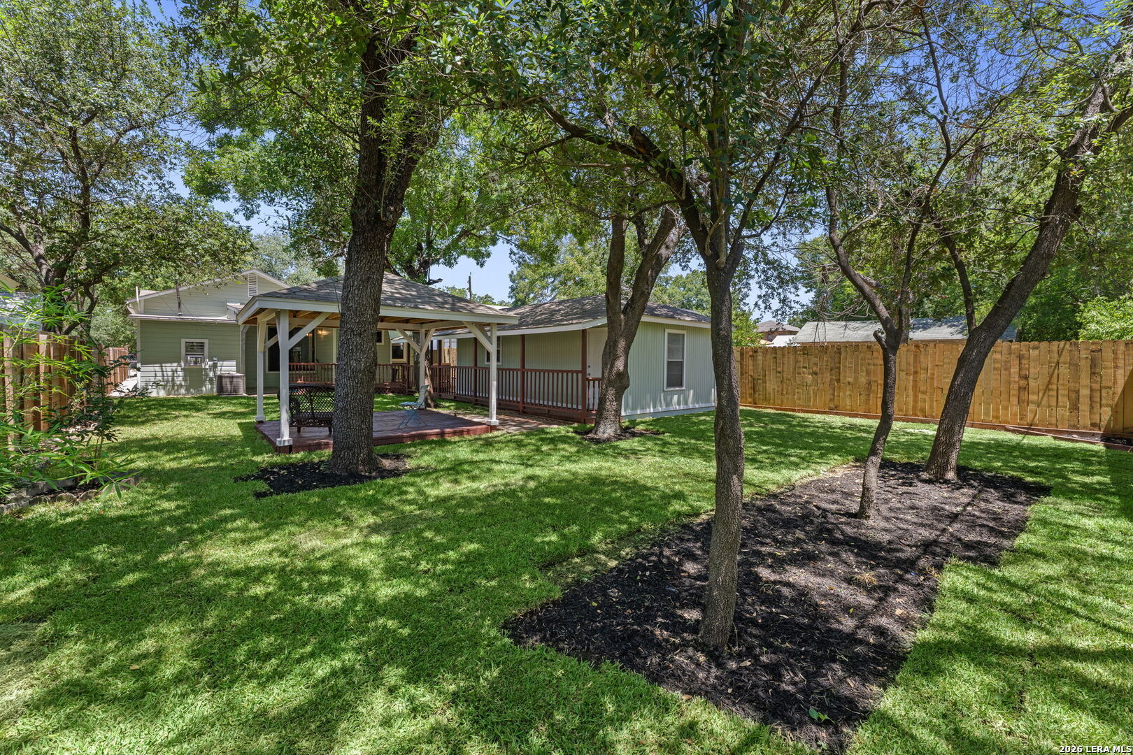 1722 W Mistletoe San Antonio TX 78201