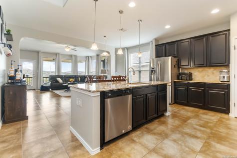 26215 Big Bluestem San Antonio TX 78261