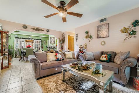 108 Sunnyland San Antonio TX 78228
