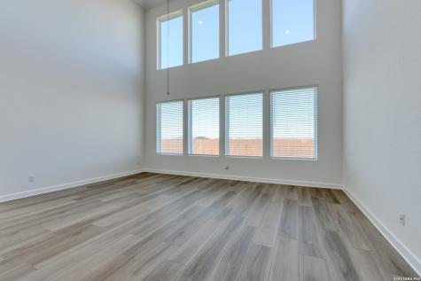 105 Heidi Hill Castroville TX 78009