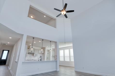 105 Heidi Hill Castroville TX 78009
