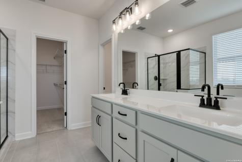 105 Heidi Hill Castroville TX 78009