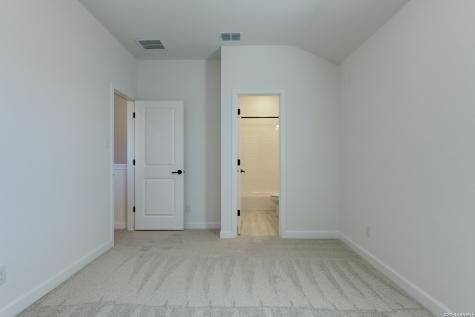 105 Heidi Hill Castroville TX 78009
