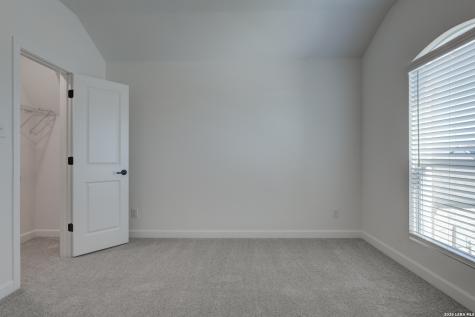 105 Heidi Hill Castroville TX 78009