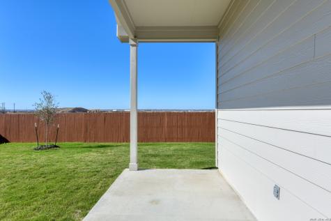 105 Heidi Hill Castroville TX 78009