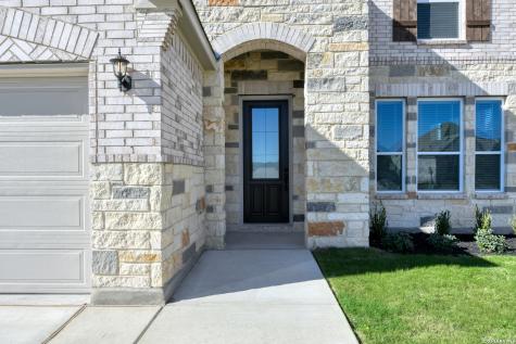 105 Heidi Hill Castroville TX 78009