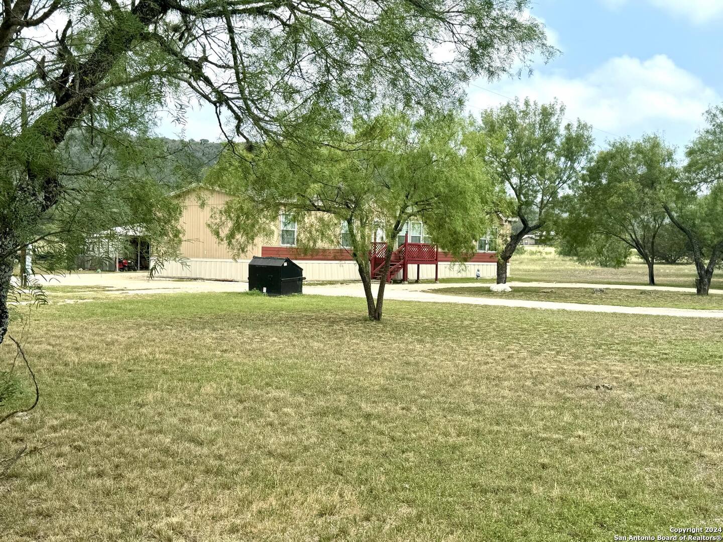 1189A N Cr 350 Concan TX 78838