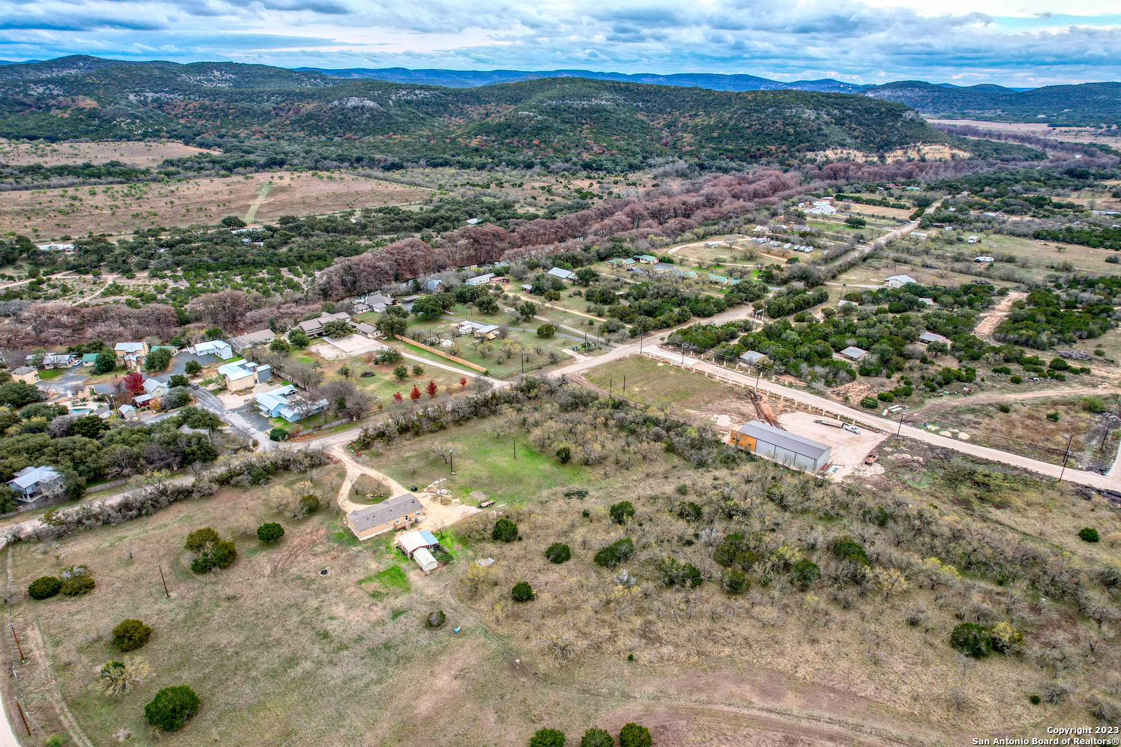 1189A N Cr 350 Concan TX 78838
