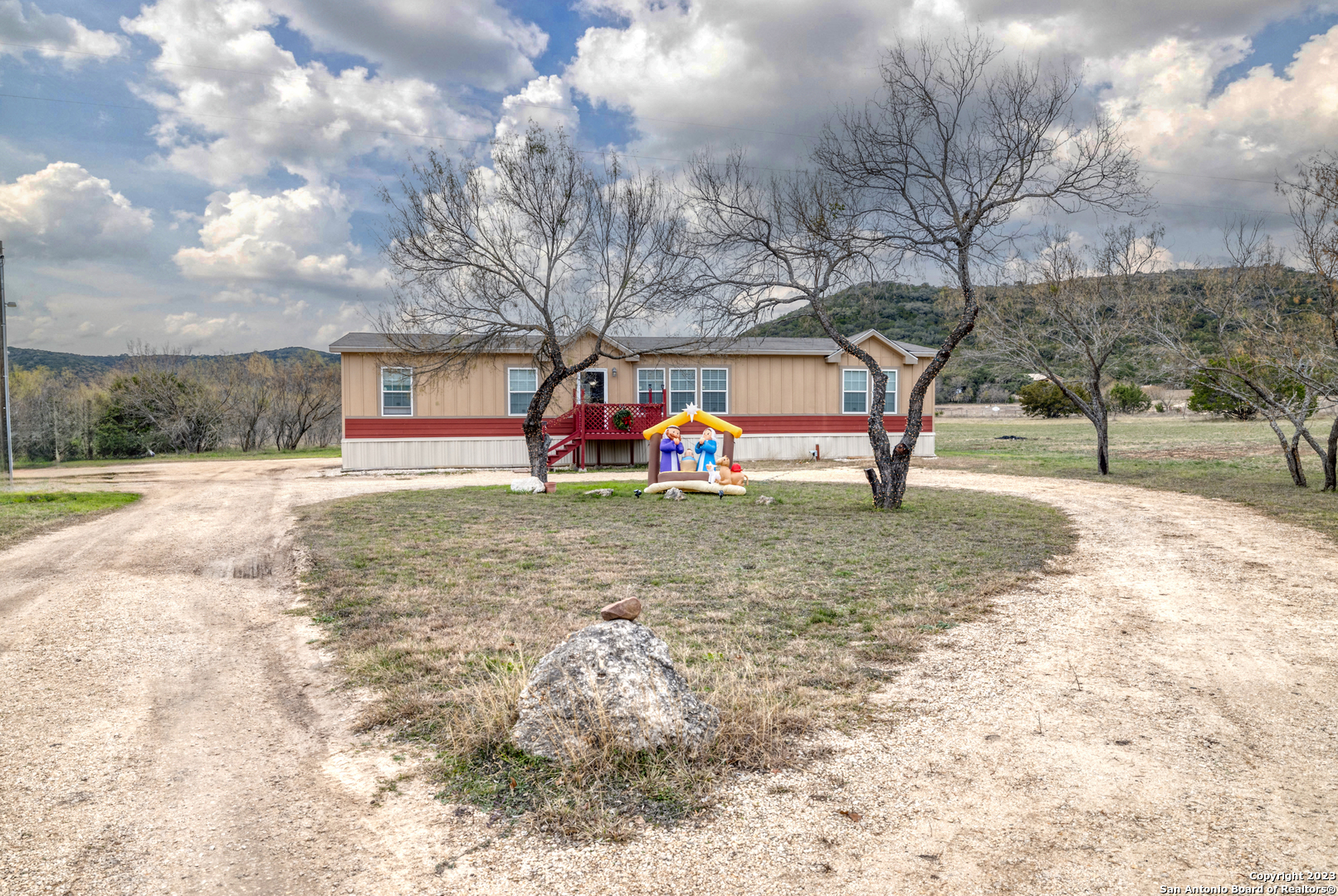 1189A N Cr 350 Concan TX 78838