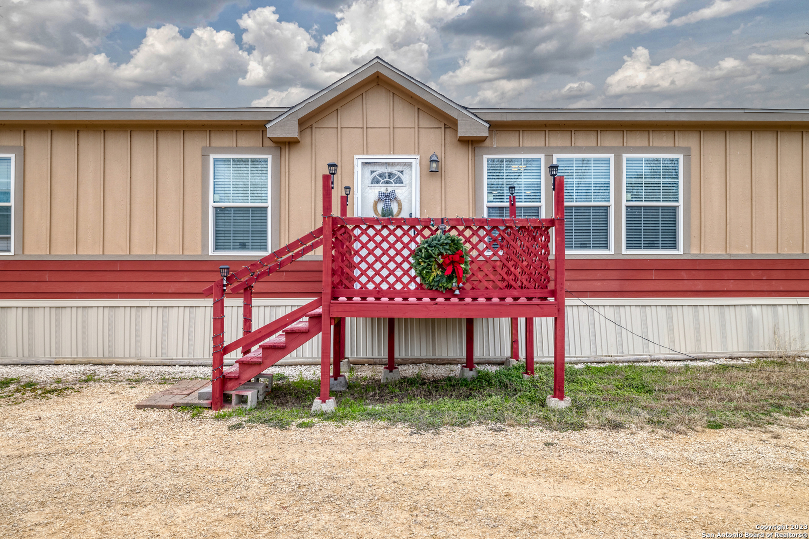 1189A N Cr 350 Concan TX 78838