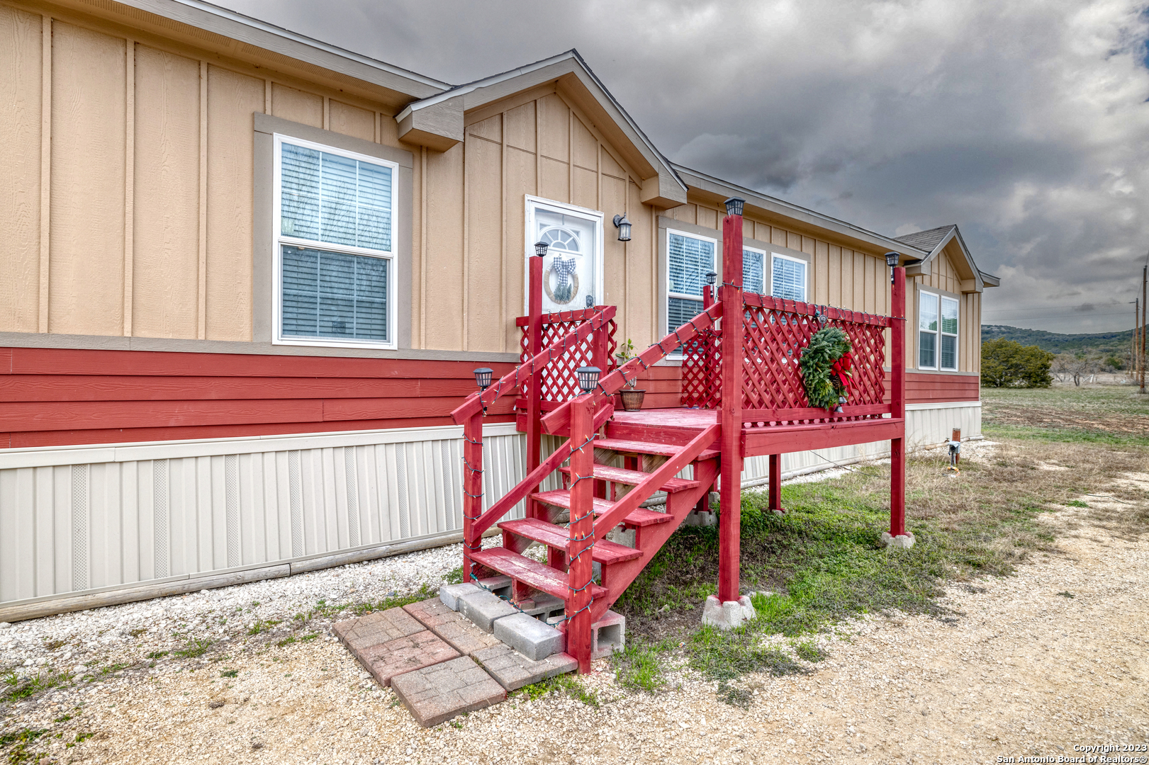 1189A N Cr 350 Concan TX 78838