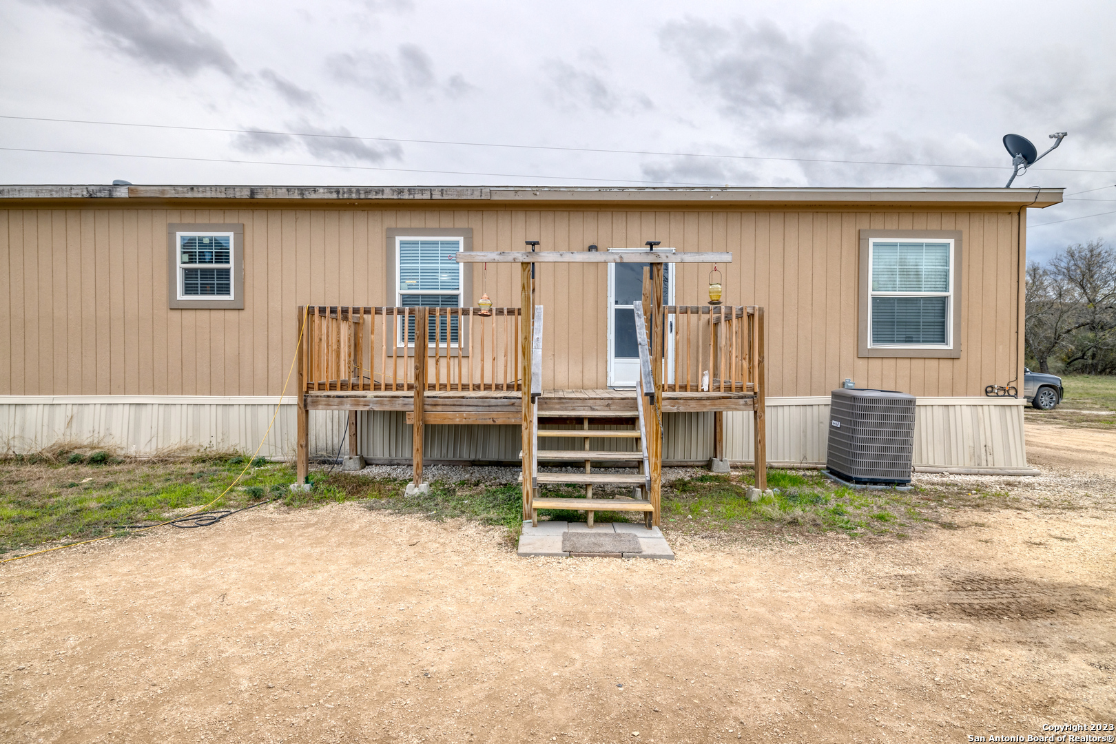 1189A N Cr 350 Concan TX 78838