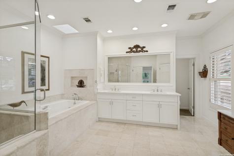 29341 No Le Hace Fair Oaks Ranch TX 78015