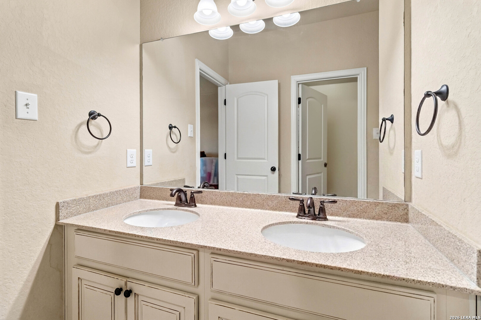 24618 Glass Canyon San Antonio TX 78260