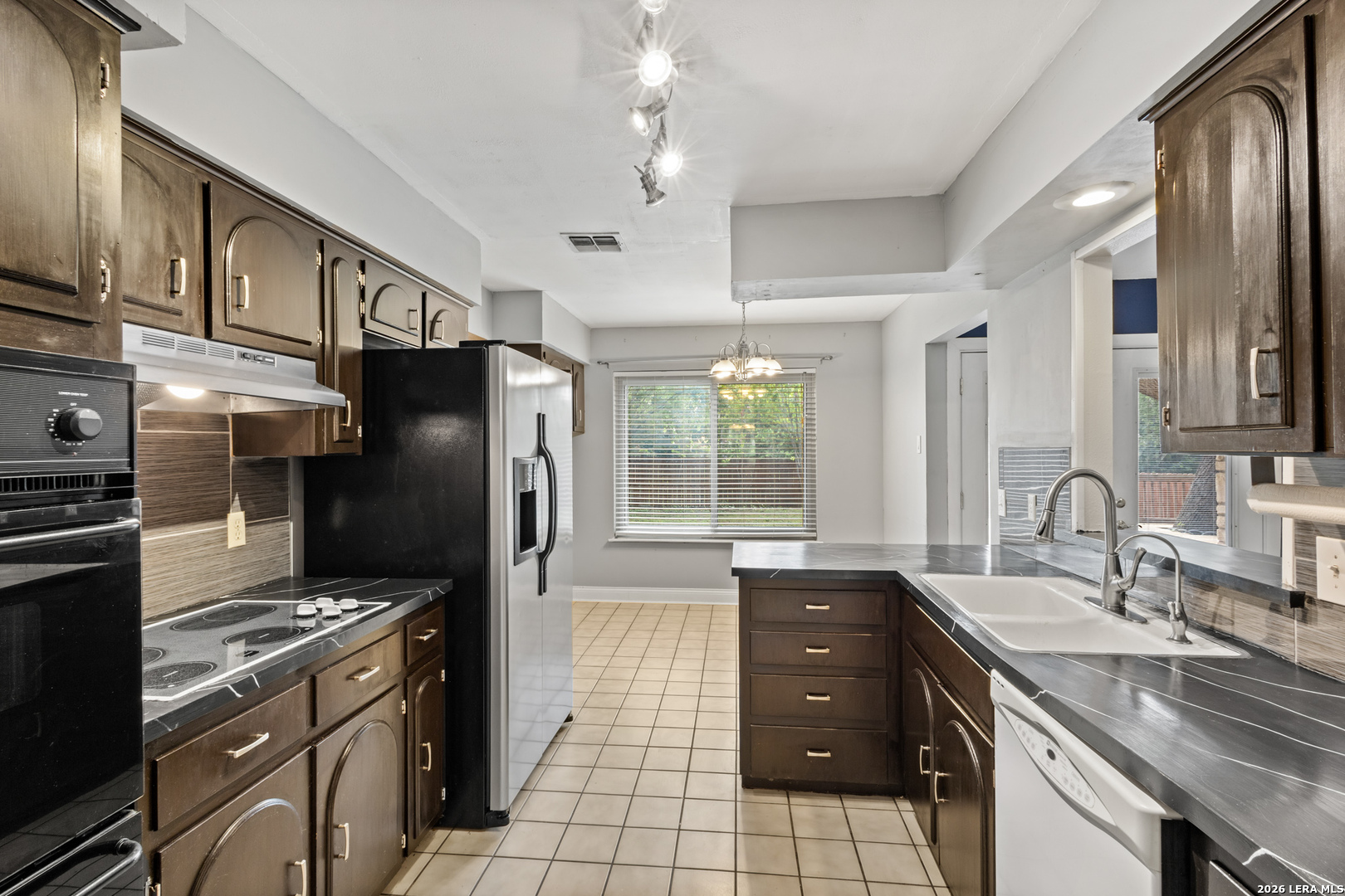 506 Cordoba Drive Universal City TX 78148