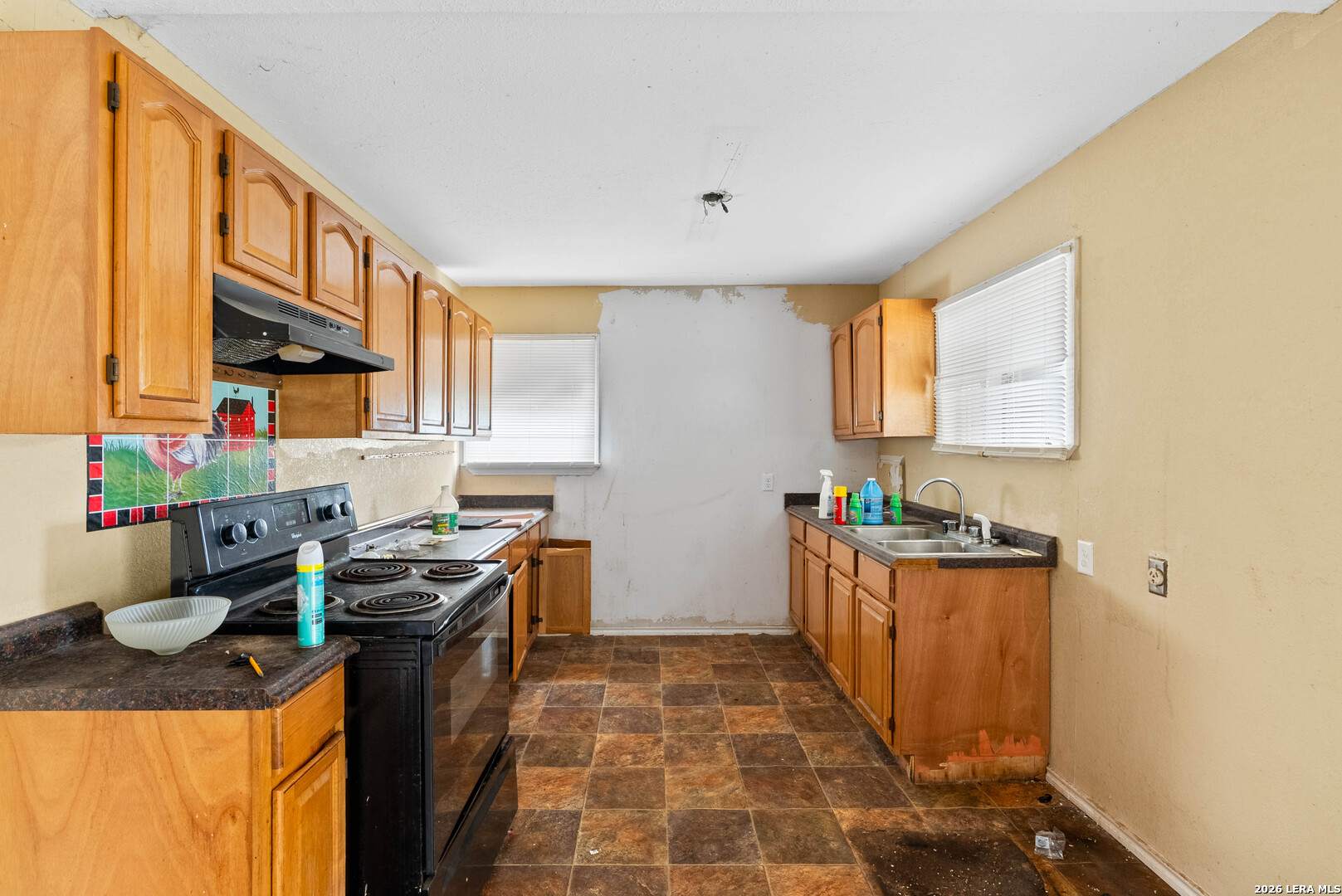 1067 2nd Street Floresville TX 78114