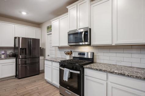 21902 Santa Elena Canyon San Antonio TX 78258