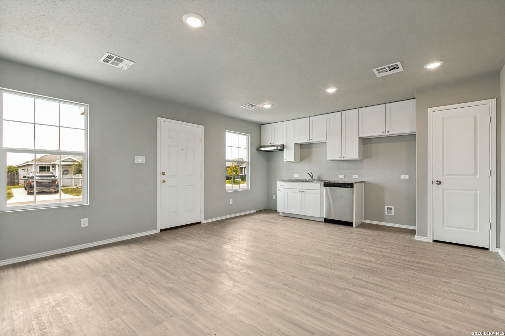 4235 Southton Lake San Antonio TX 78223