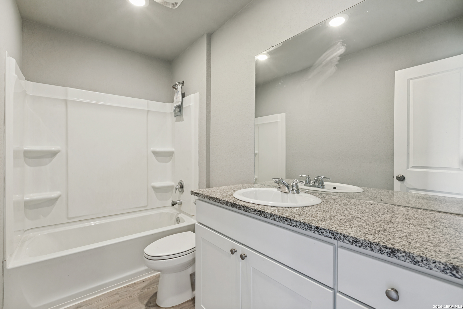 4235 Southton Lake San Antonio TX 78223