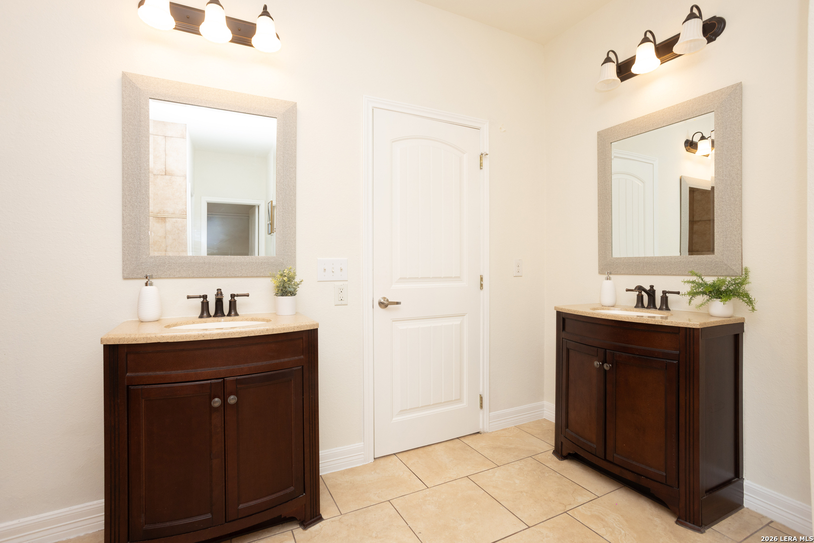 1910 Donaldson Avenue San Antonio TX 78228