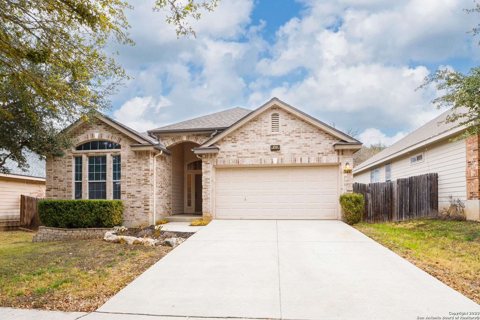 4715 Emden Hollow San Antonio TX 78247