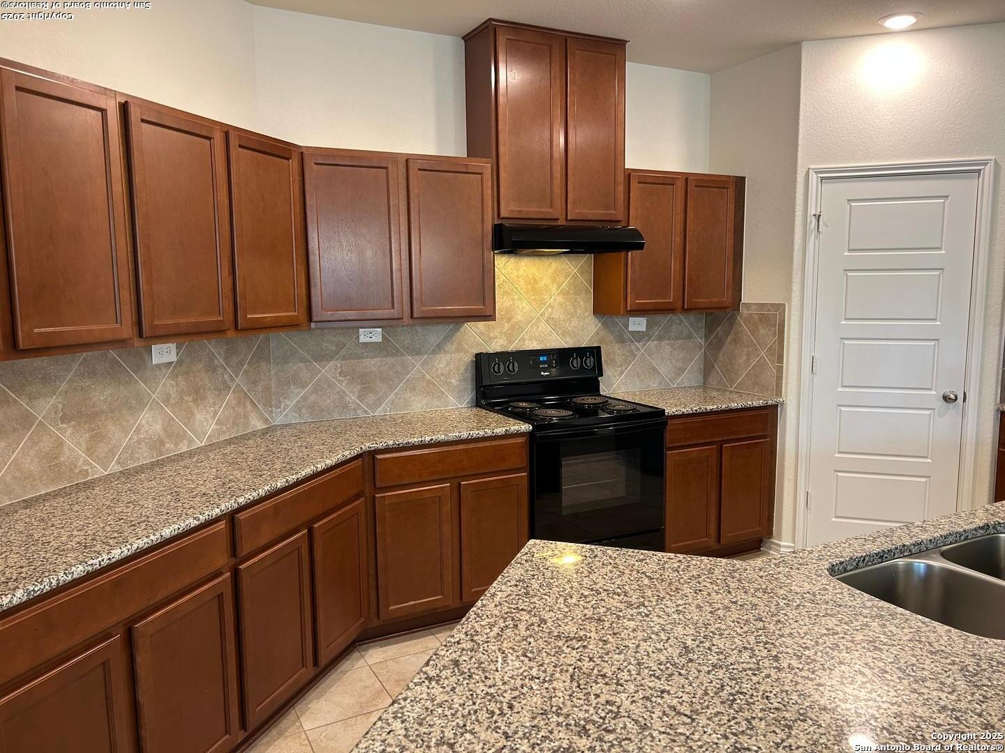 15415 Pine Path San Antonio TX 78253