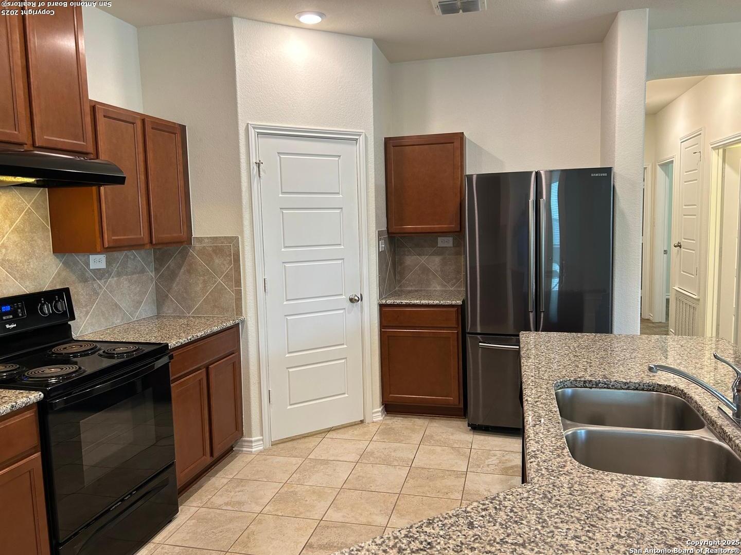 15415 Pine Path San Antonio TX 78253