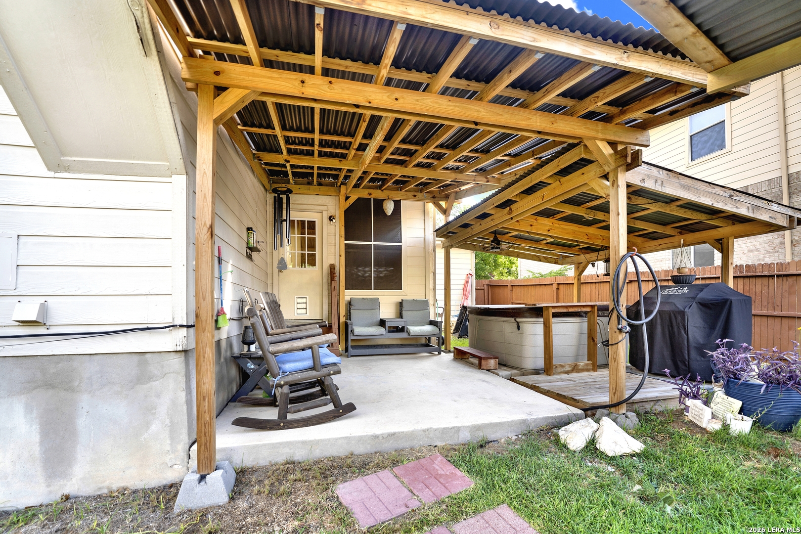 10426 Shire Country San Antonio TX 78254