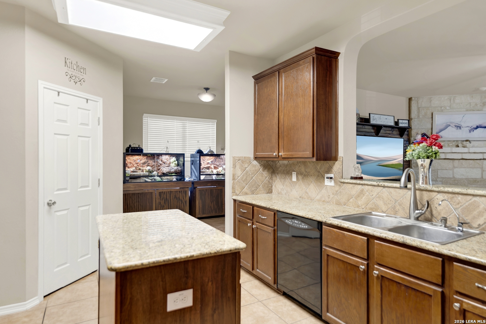 10426 Shire Country San Antonio TX 78254