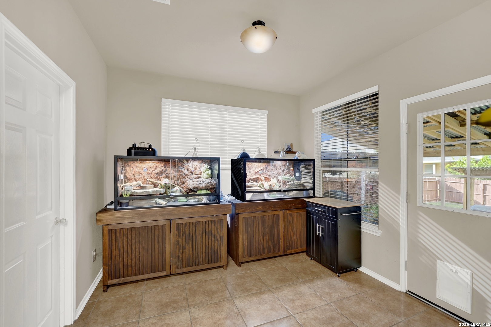 10426 Shire Country San Antonio TX 78254