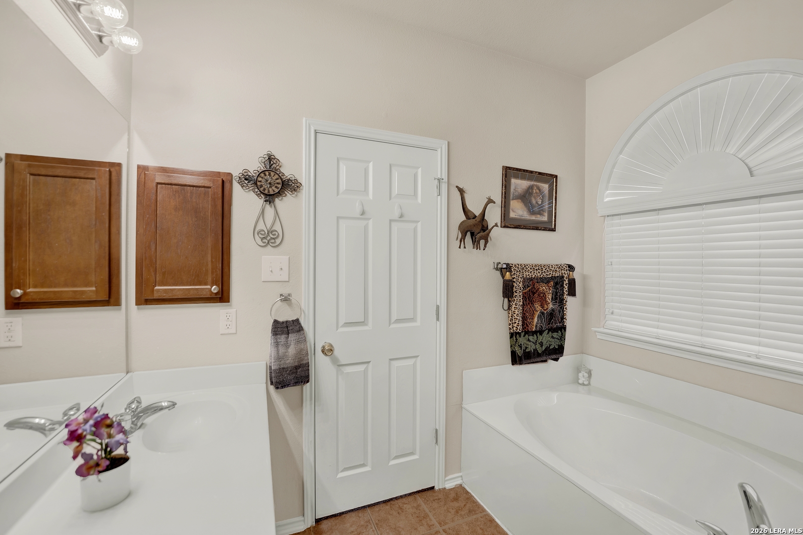 10426 Shire Country San Antonio TX 78254