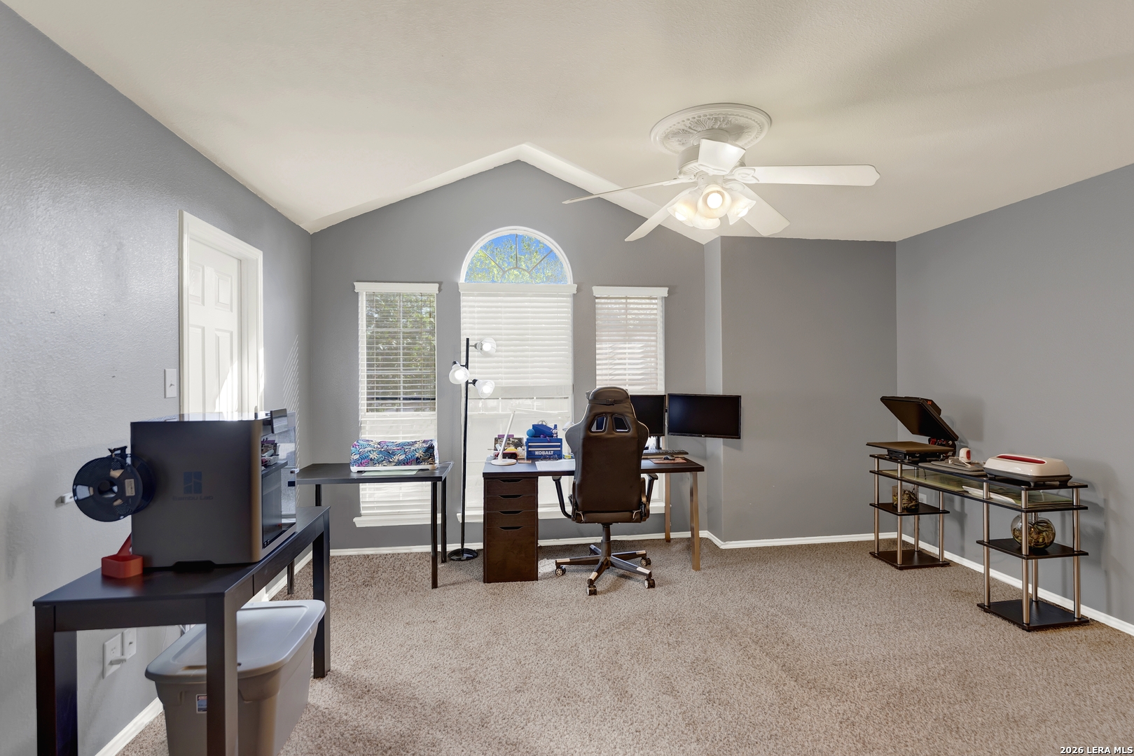 10426 Shire Country San Antonio TX 78254