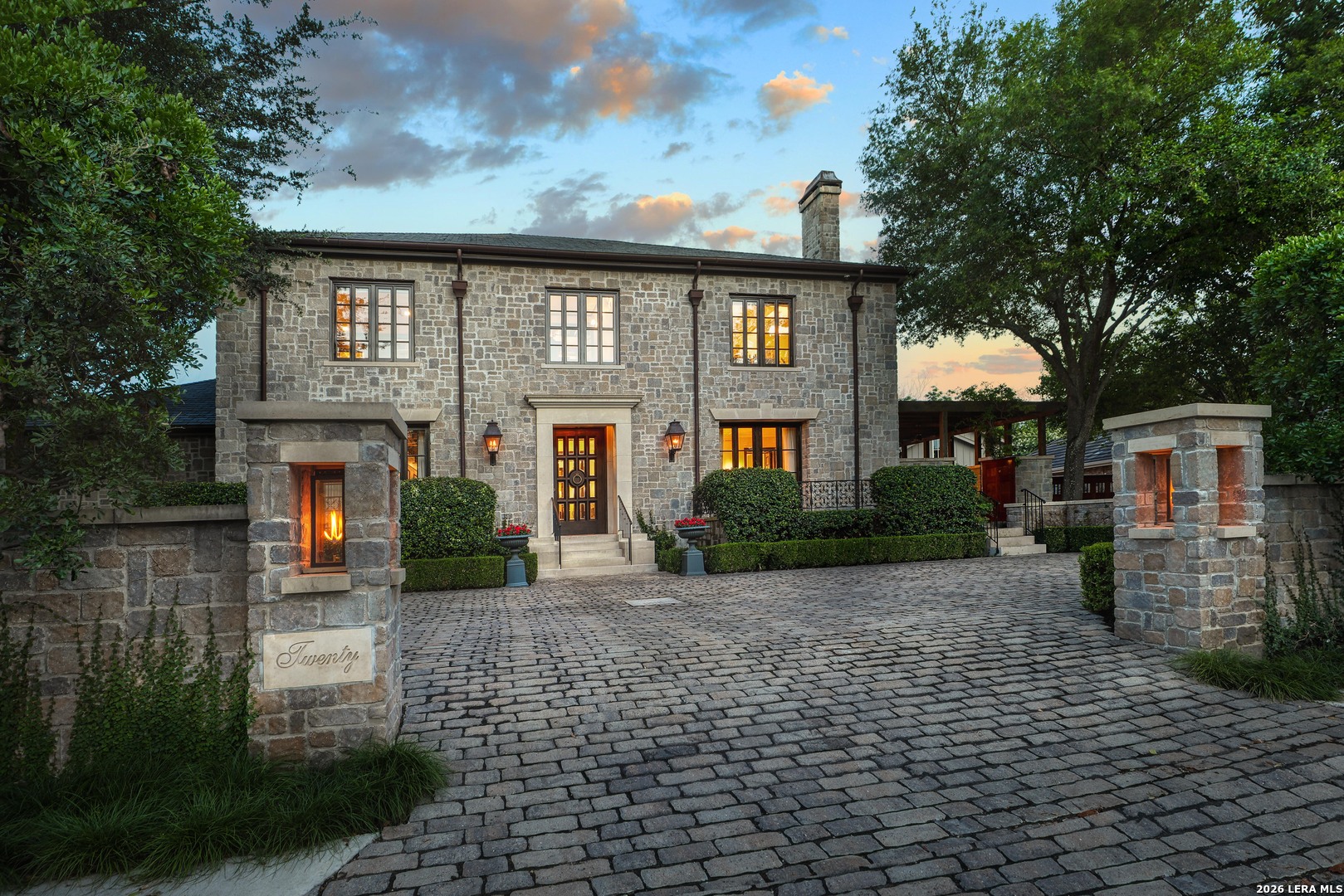 20 Thornhurst San Antonio TX 78218