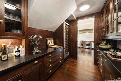 20 Thornhurst San Antonio TX 78218