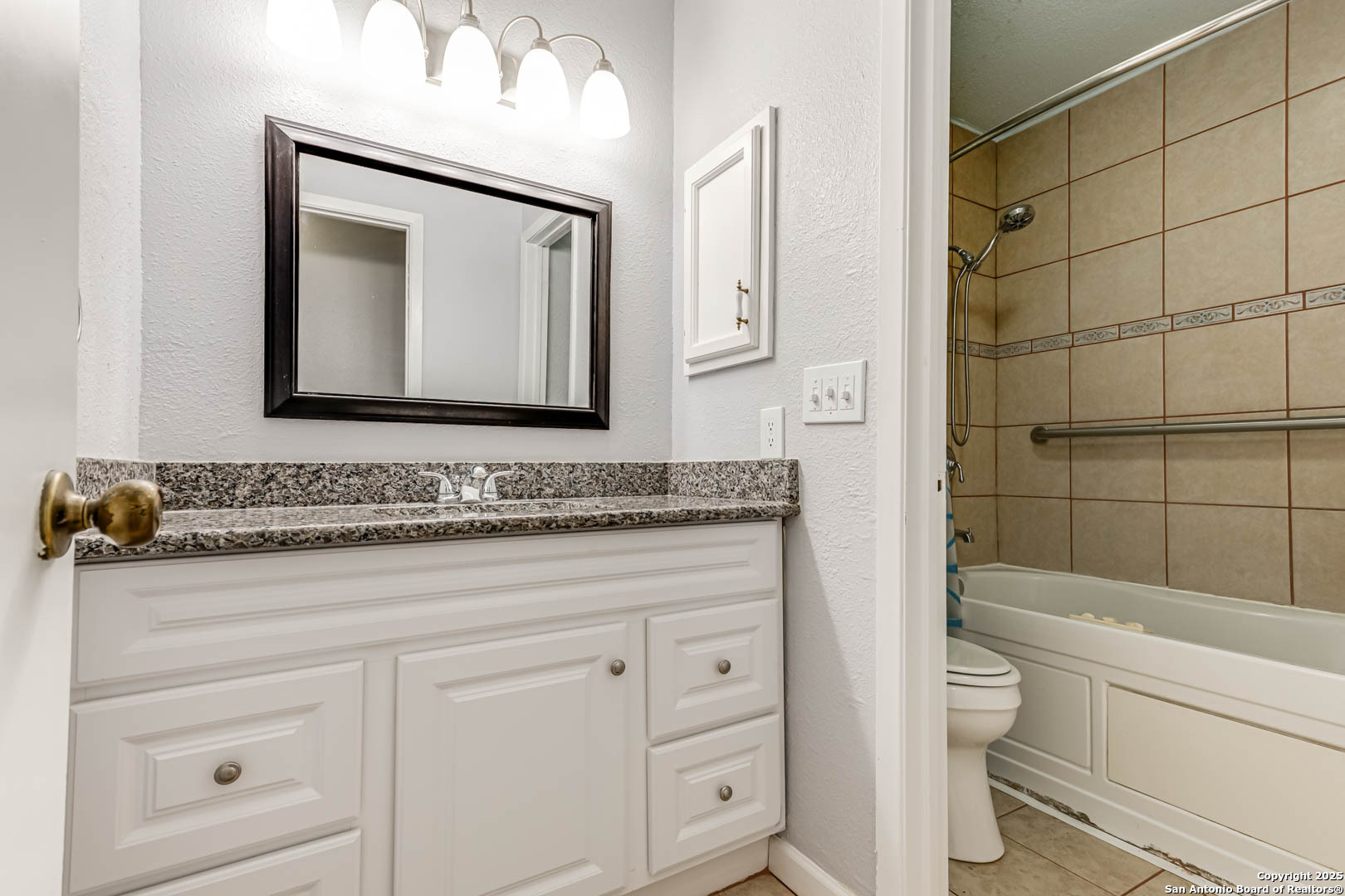 6719 Timberhill Leon Valley TX 78238