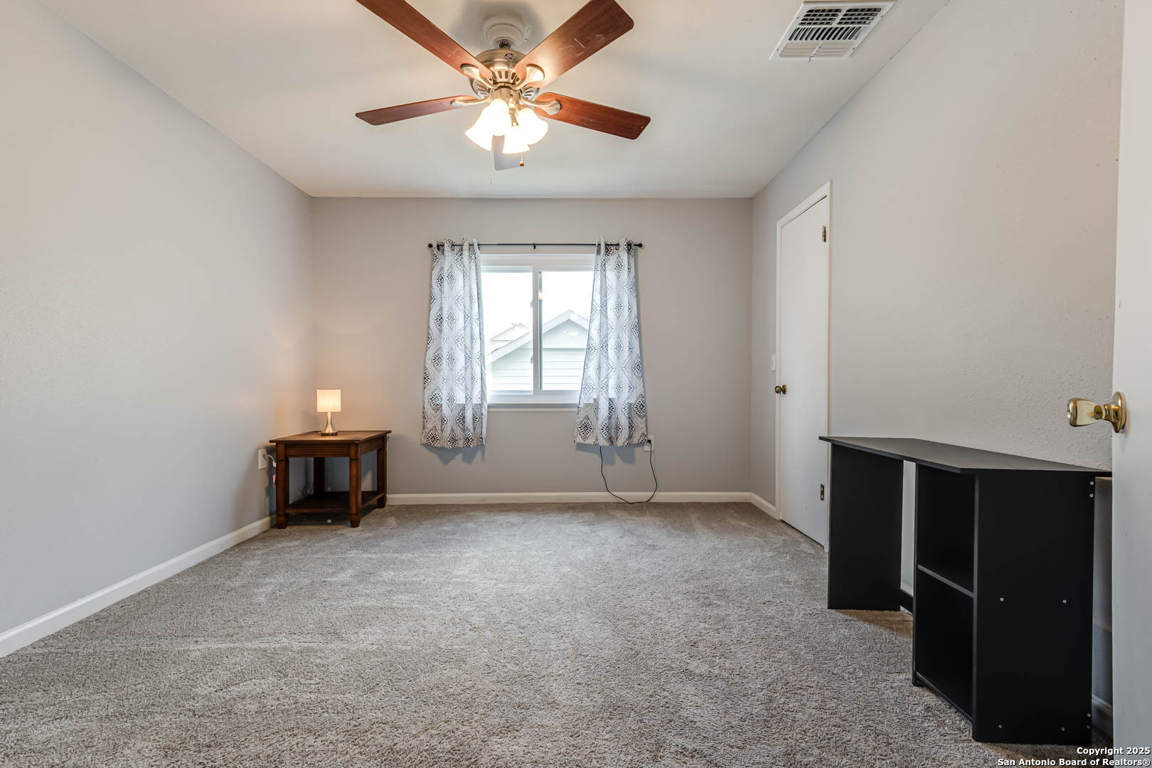 6719 Timberhill Leon Valley TX 78238