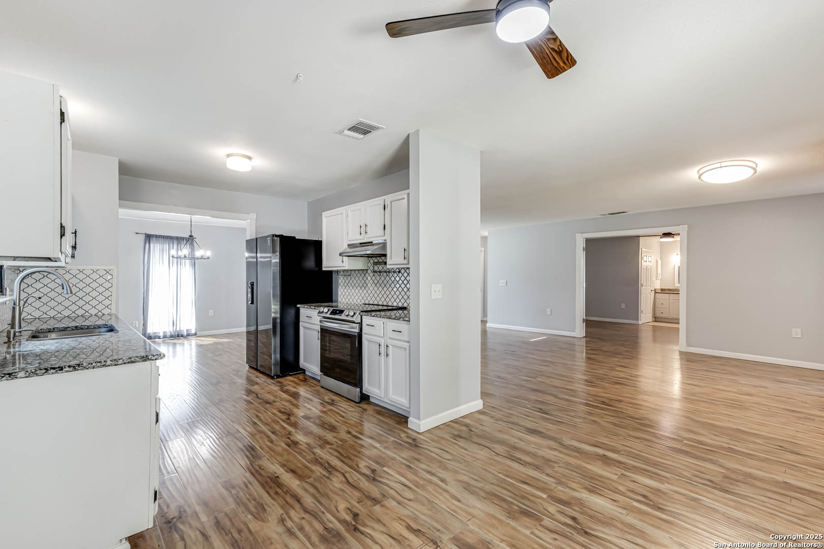 6719 Timberhill Leon Valley TX 78238