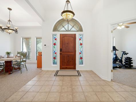 121 Delaney Rae New Braunfels TX 78132
