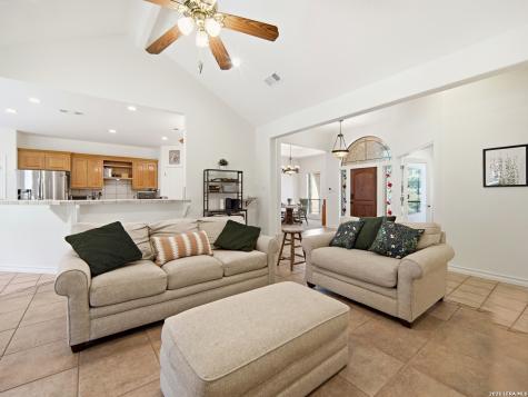 121 Delaney Rae New Braunfels TX 78132