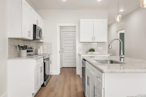 952 Rimrock Cove Spring Branch TX 78070